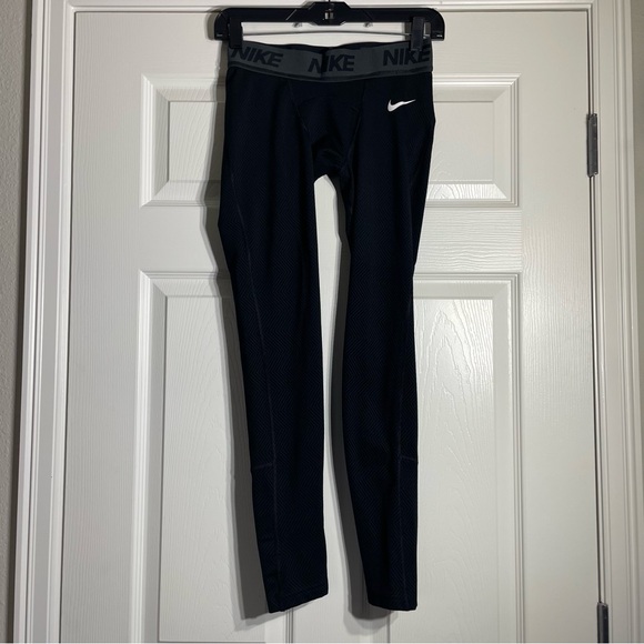 Nike Dri-Fit Small Leggings Athletic Tights - Picture 1 of 8